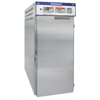 COOLING INCUBATOR (BOD INCUBATOR)
